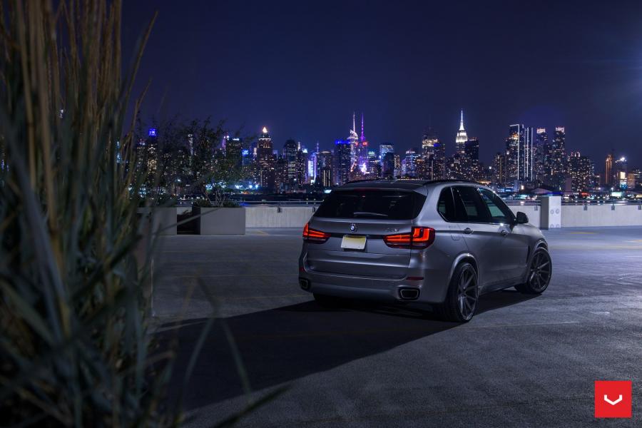  BMW X5 xDrive30d on Vossen Wheels (VFS1) 2017 года  (фото 6 из 11)